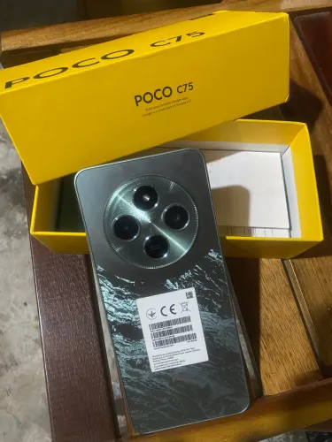 Poço c75 novo apenas 4 meses de uso, com a caixa ainda 