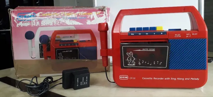 Cce Cr 50 Sing Along Com Microfone Vintage década de 80 Tape deck não funciona