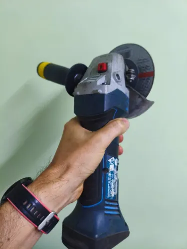 Sem bateria sem carregador Esmerilhadeira original lixadeira Bosch 18V GWS 18-125 V-LI