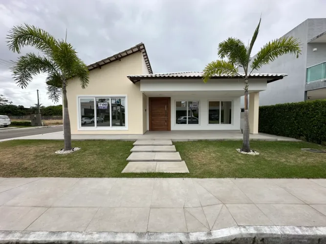 Casa Térrea de esquina em condomínio para venda com 304m2 com 4/4 em Praia do Frânces -