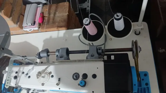 Vendo maquina de fazer fru-fru ideal para tapetes e artesanato