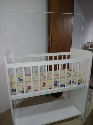 Mini berço com colchão