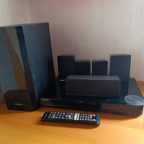 Home Theater Samsung com Bluetooth Internet Blu-ray etc