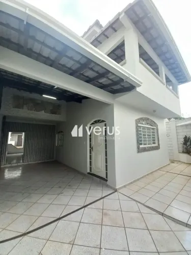 Casa para aluguel, 3 quartos, 1 suíte, 2 vagas, Tibery - Uberlândia/MG