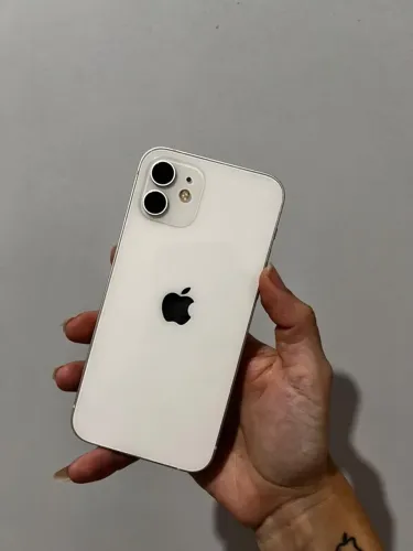 iPhone 12