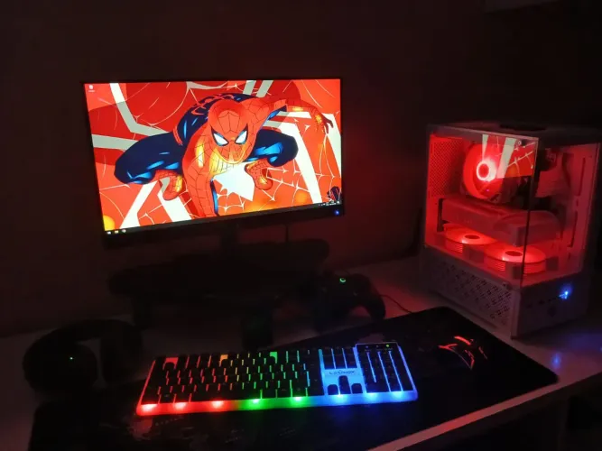 PC GAMER XEON / RX580 / 16GB / MONITOR IPS / CONTROLE BT / FONE BT