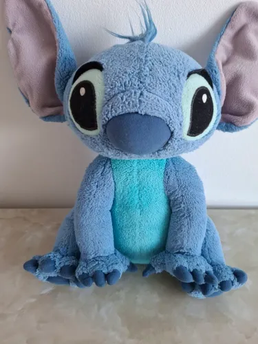 Angel e stitch comprados na Disney