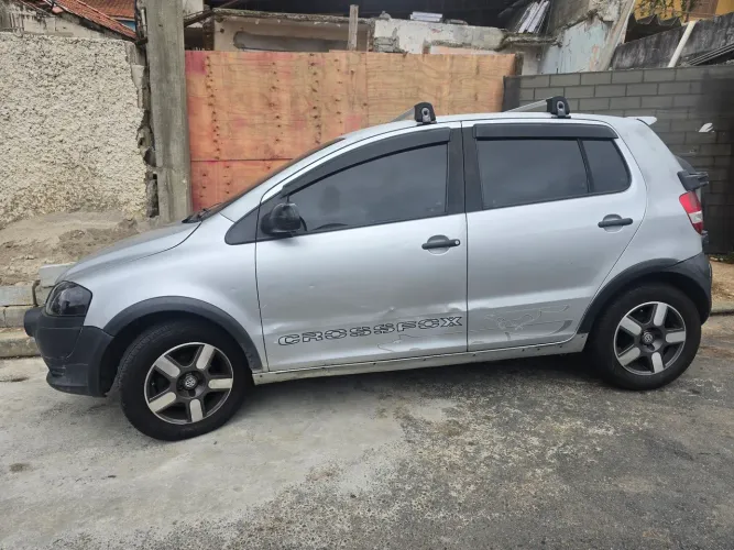 Volkswagen Crossfox 1.6 MI Total Flex 8V 5P 2008