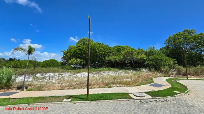 Excelente Terreno 1000 m², Em condomínio com infraestrutura, Busca Vida, Camaçari, BA.
