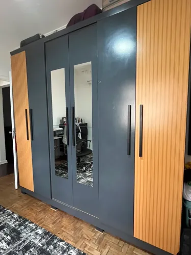 Guarda roupa casal 6 portas