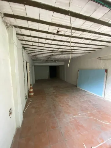 Vende-se Sobreloja | 120m² | Centro, Petrópolis | OPORTUNIDADE