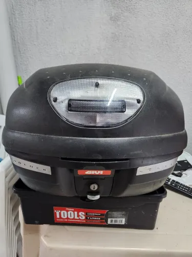 Baú Givi 33 Litros