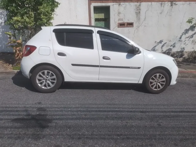 Renault Sandero Authentique Flex 1.0 12V 5P 2018
