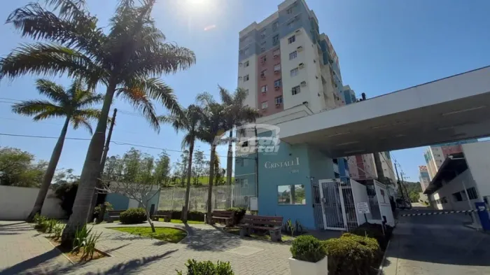 Apartamento 2 dormitórios disponível para locação no bairro Itoupava Central, Blumenau/SC.