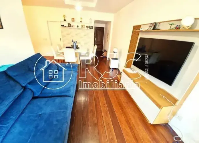 "Espaço e Conforto para a Família: Amplo Apartamento de 132m² com 4 Quartos no Coração do 