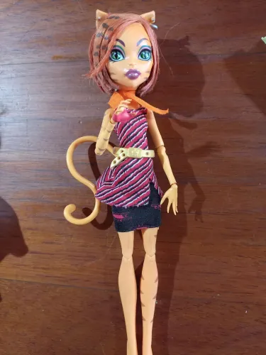 Boneca Monster High Toralei Stripe, modelo Ghouls Alive! da Mattel.