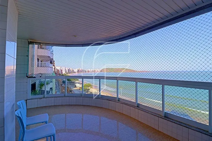 Imóvel para venda possui 200 metros quadrados com 4 quartos em Praia do Morro - Guarapari