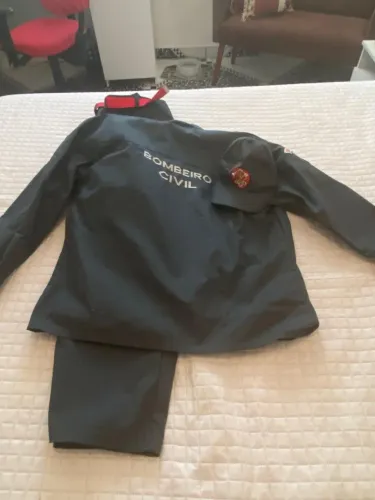 Uniforme de Bombeiro Civil