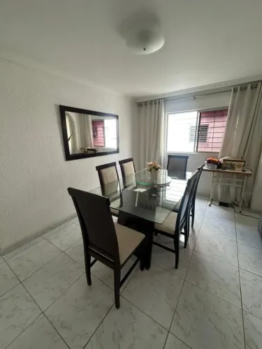 Mesa de jantar