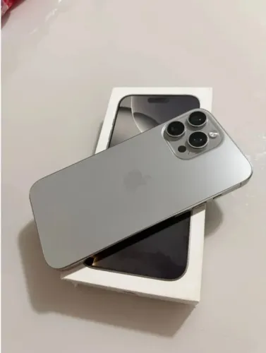 iPhone 16 Pro Max 256Gb (Na garantia)