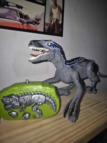 Dinossauro Rex Controle Remoto Emite Som e Luz Recarregavel