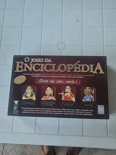Jogo de tabuleiro Enciclopédia