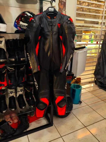 Macacão Dainese 54 eur modelo assen 2