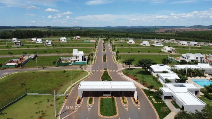 Terreno no Condomínio Terras Alpha 2, Senador Canedo