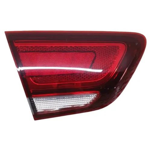 Lanterna Esquerda Tampa Traseira Chevrolet Cobalt 2016 Esquerdo/motorista Vermelho