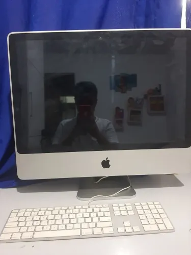 IMac para conserto retirada de peças mais teclado original Apple numérico
