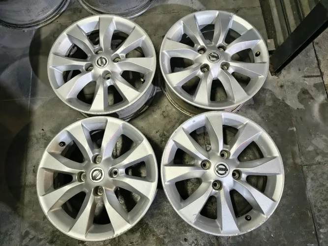 Jogo de rodas aro 16 4x114 original Nissan Tiida Livina GranLivina 