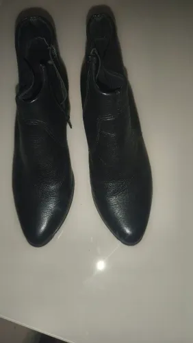 Bota em Couro Botero número 36