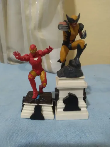 Wolverine e Iron Man coleção xadrez marvel Lote
