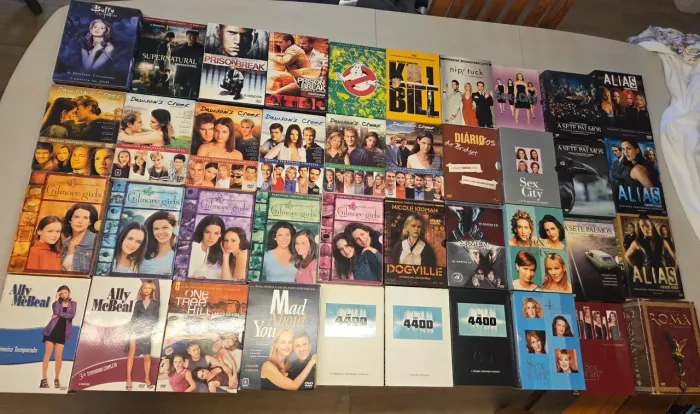 Lote a sua escolha Box de Séries e Filmes 