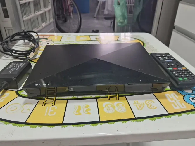 Blu-ray player Sony em ótimo estado