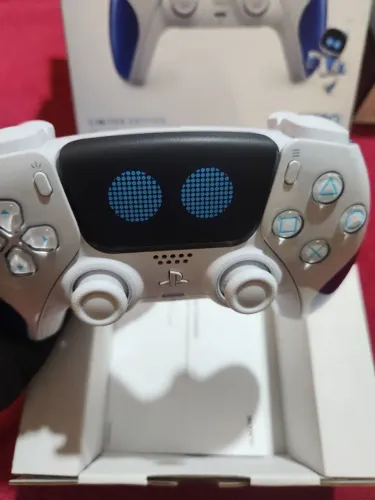 Controle PS5 Limite Astrobot