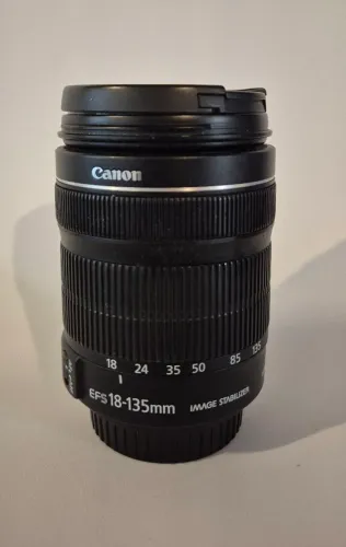 Lente para câmera Canon EF-S 18-135mm f/3.5-5.6 IS STM