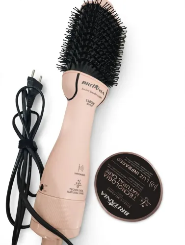 Escova Secadora Britânia Soft 4 em 1 1300W Bivolt - Rosé - Novinha