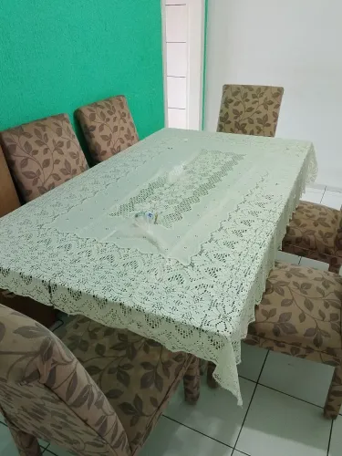 Vendo mesa de vidro com 6 cadeiras