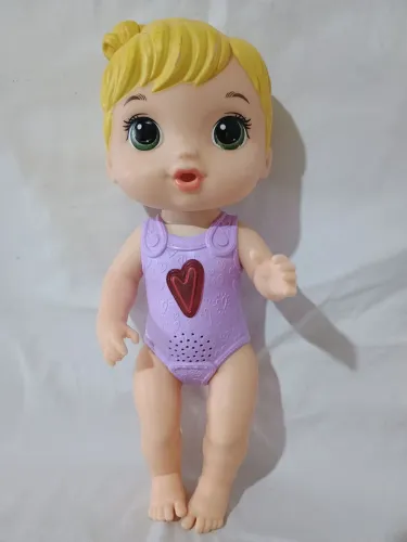Baby Alive coraçãozinho funcionando 