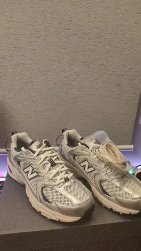 NEW BALANCE 530 41/42 NOVO