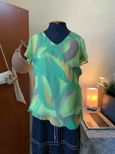 Blusa Vintage Verde Estampada - Tamanho M