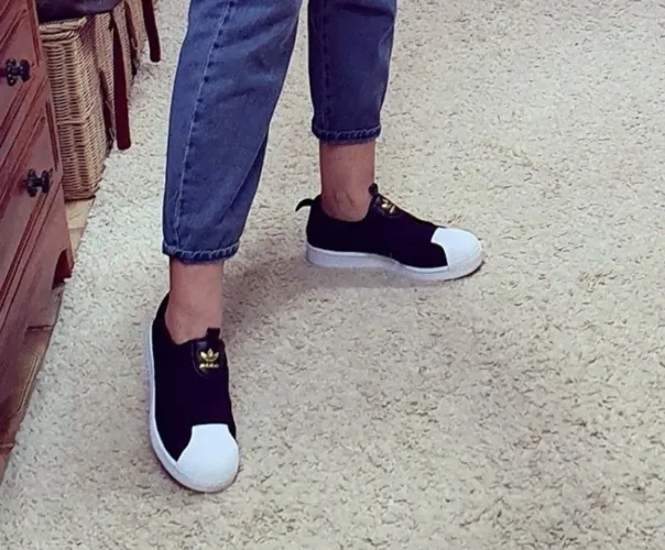 Tênis Adidas