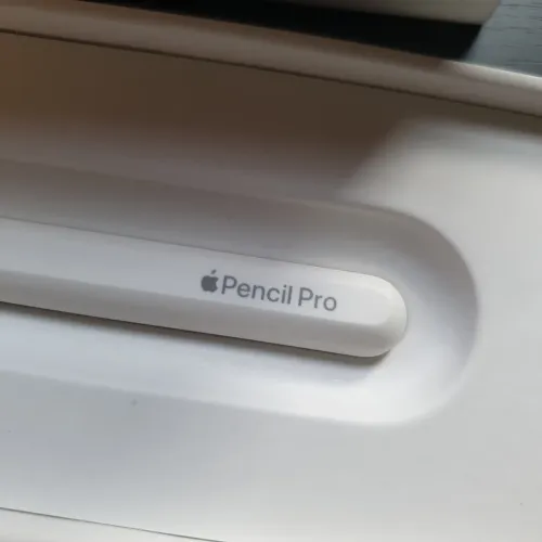 Apple Pencil Pro ( + 3 Pontas Extras e Capa)