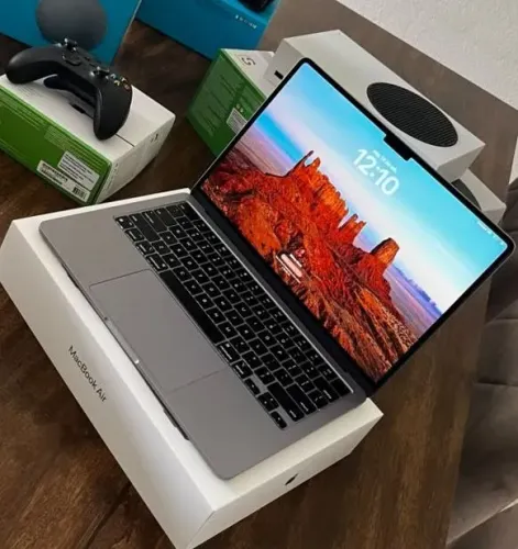 MacBook Air 13" chip M3 16GB/512GB Cinza-espacial