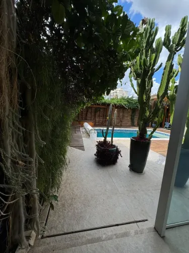 Sobrado à venda em Campinas, Swiss Park, com 5 suítes, com 450 m²