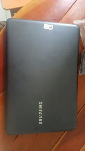 Vendo Notebook Samsung com i5 + 1 Tb de memória + ssd 200 Gb