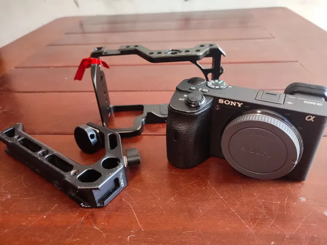 Excelente Câmera Sony A6600