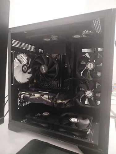 PC Gamer Completo Ryzen 5 5500, rx 580 + Monitor Mancer 100Hz (Peças Novas!)