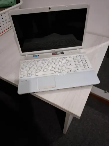 Sony VAIO | Core i3 2ª Geração | 6GB DDR3 | SSD 128GB
